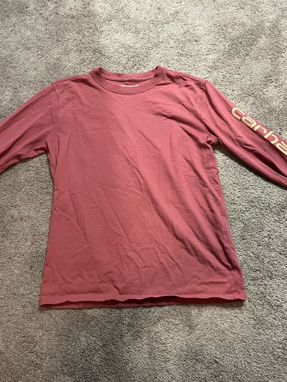 Carhartt women’s Long-Sleeve Tee in Dusty Rose with Sleeve Logo